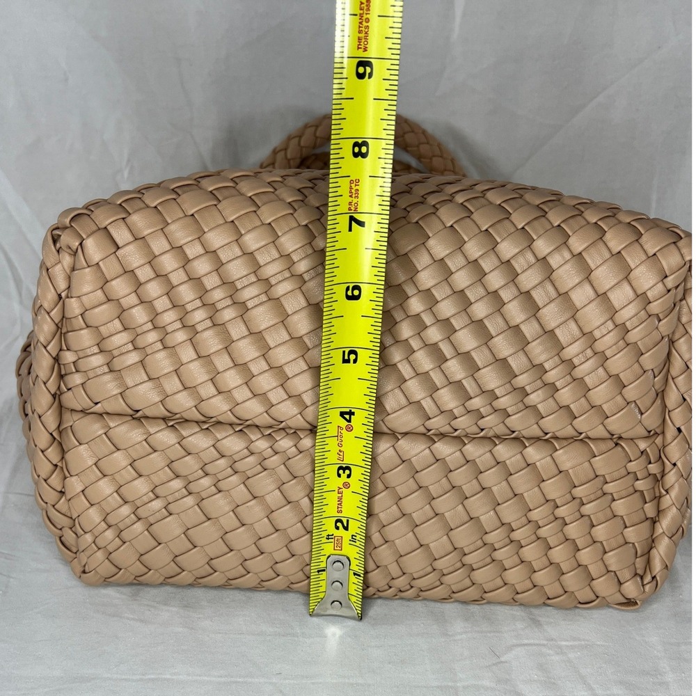 leather woven tote bag tan basket‎ weave shoulder handbag queenoris NWT - Picture 7 of 10